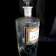 Flacon en pharmacie en verre transparent