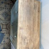 Buffet parisien vert d’eau