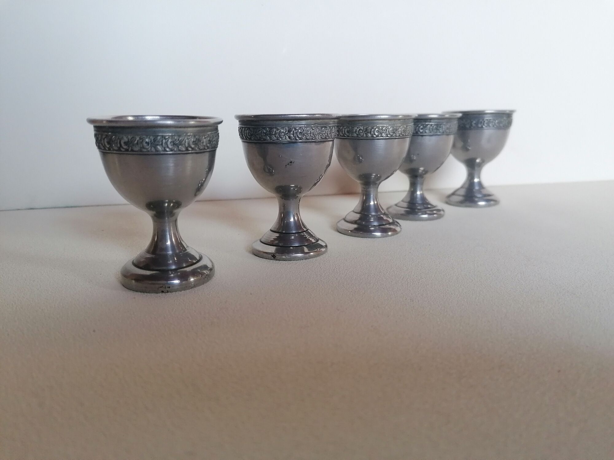 Lot de 5 coquetiers en aluminium années 30