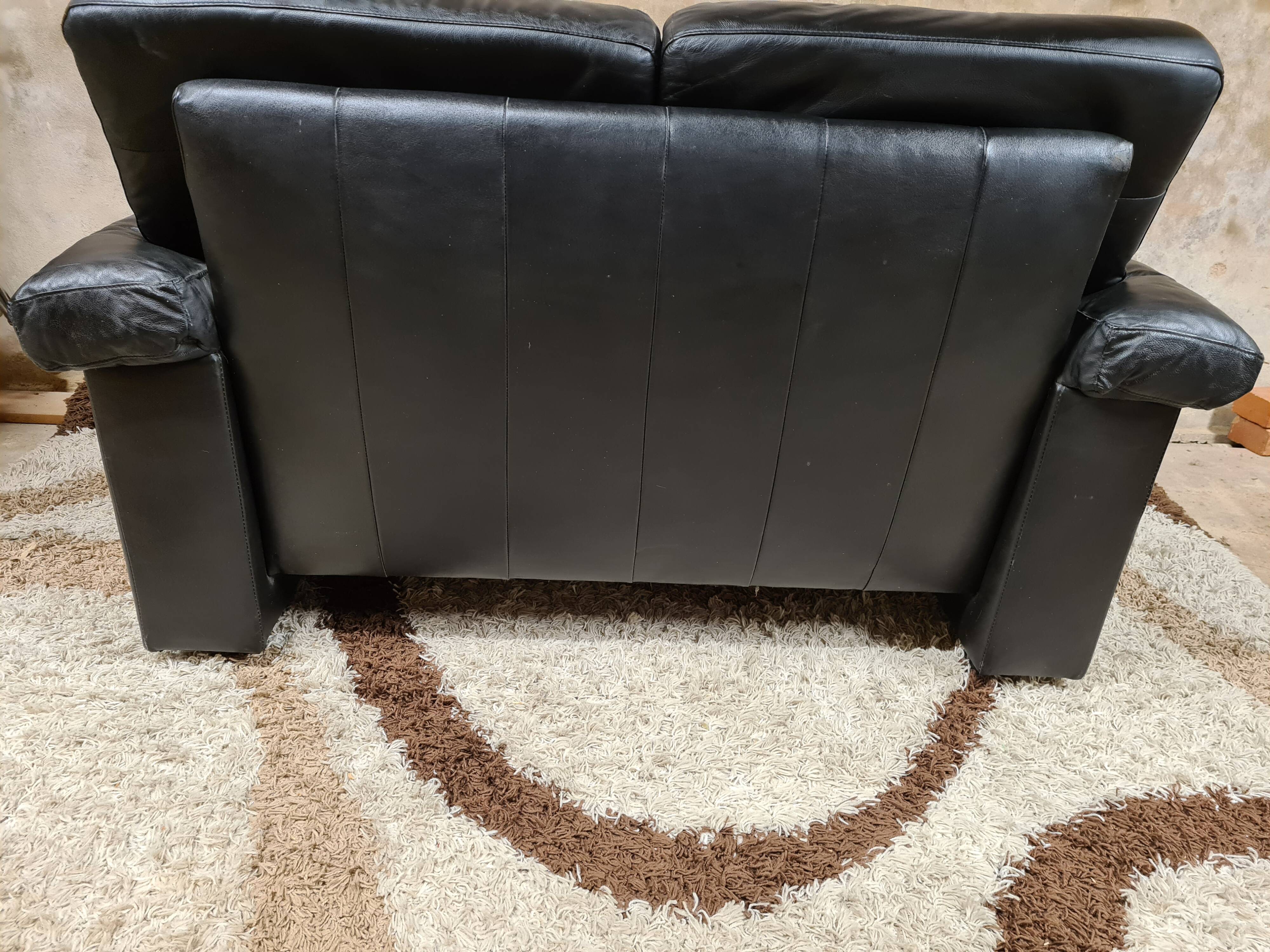 Sofa 2 places black leather year 70'-80' vintage