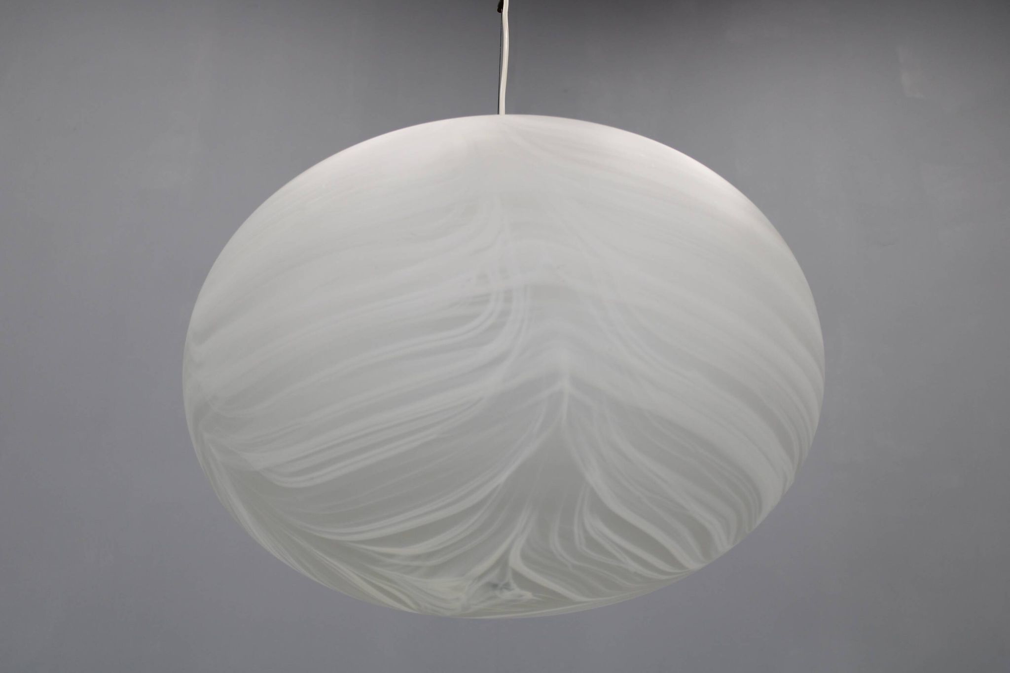 Suspension en verre des années 1970, Italie