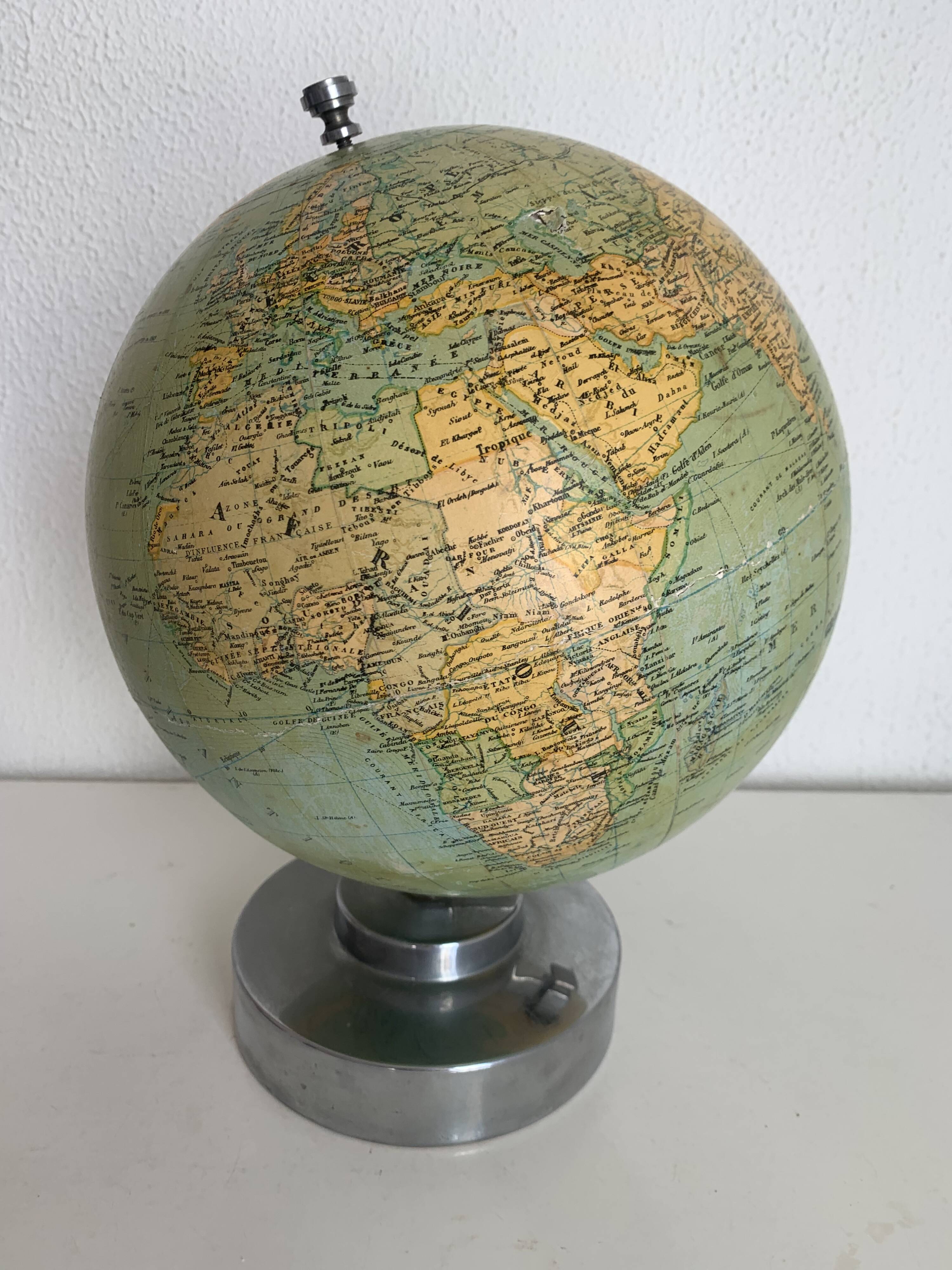 Vintage 1900 terrestrial globe by Bertaux and Thomas in plaster