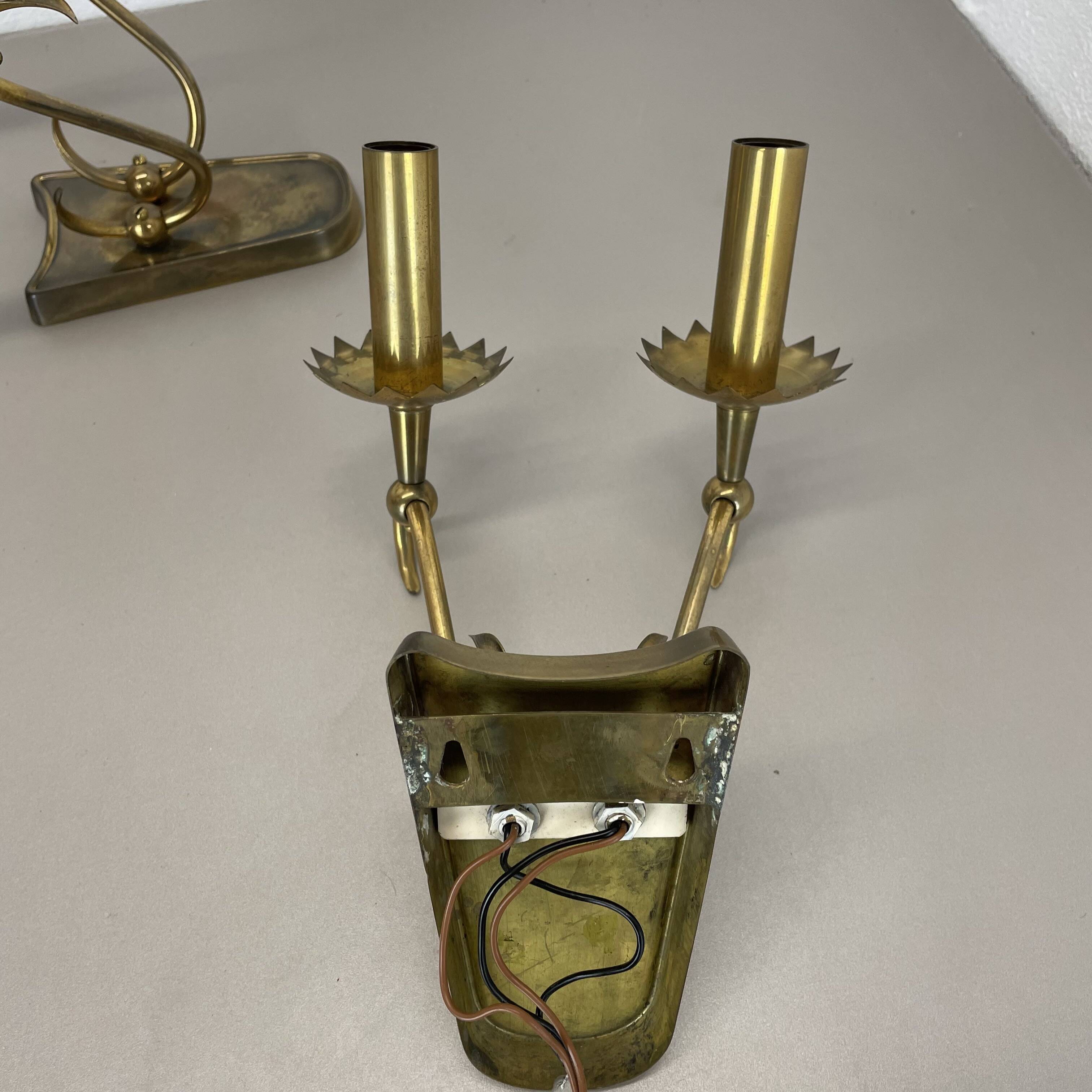 unique set of 2 brass Gio Ponti Style Theatre Wall Light Sconces, Italy, 1950s