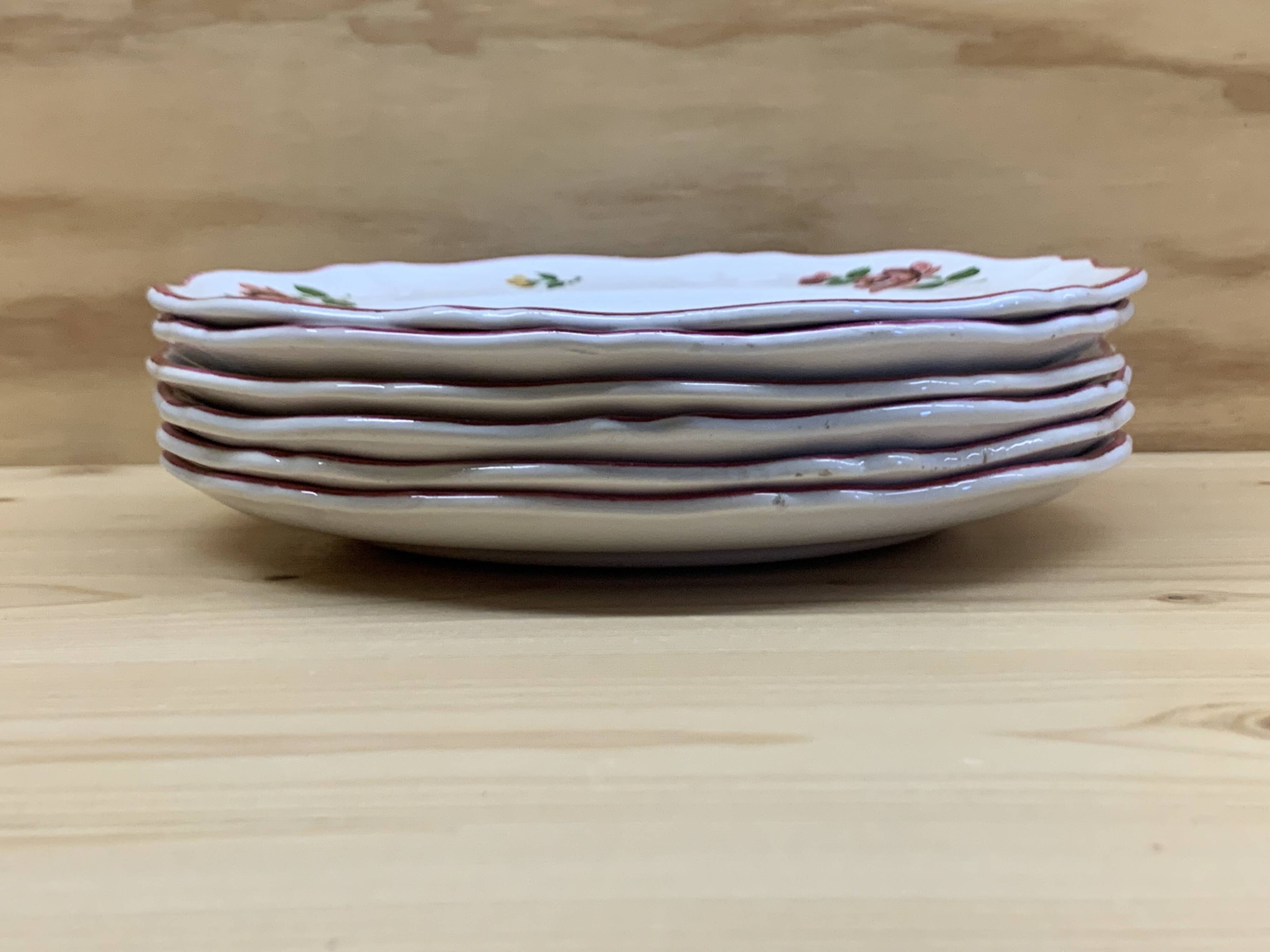 6 vintage Saint Amand dessert plates
