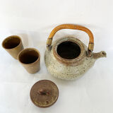 Teapot and glasses set