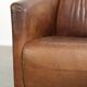 Ensemble de deux fauteuils aviateur vintage en cuir de vachette grainé.