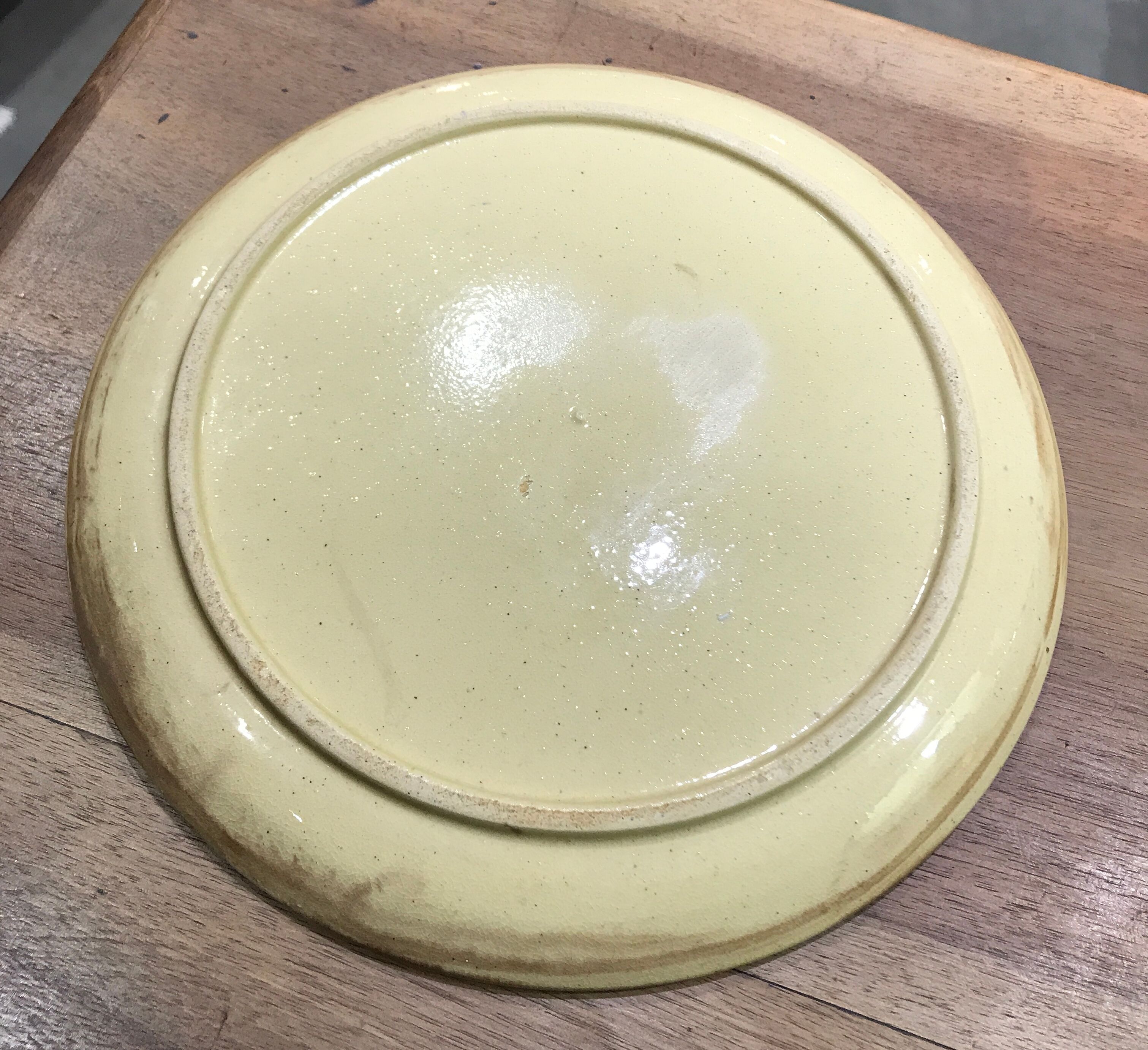 Plate presentation sandstone of Alsace