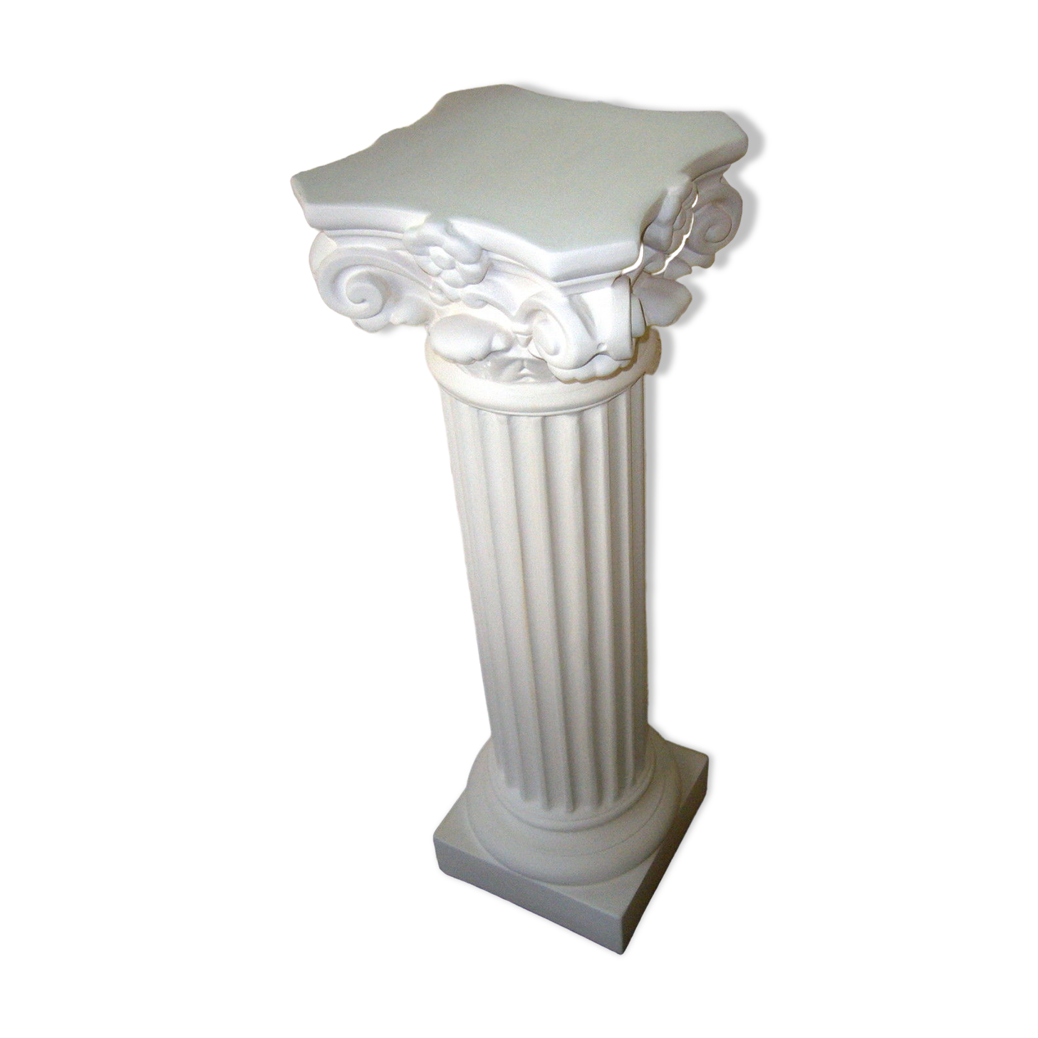 Corinthian column pillar