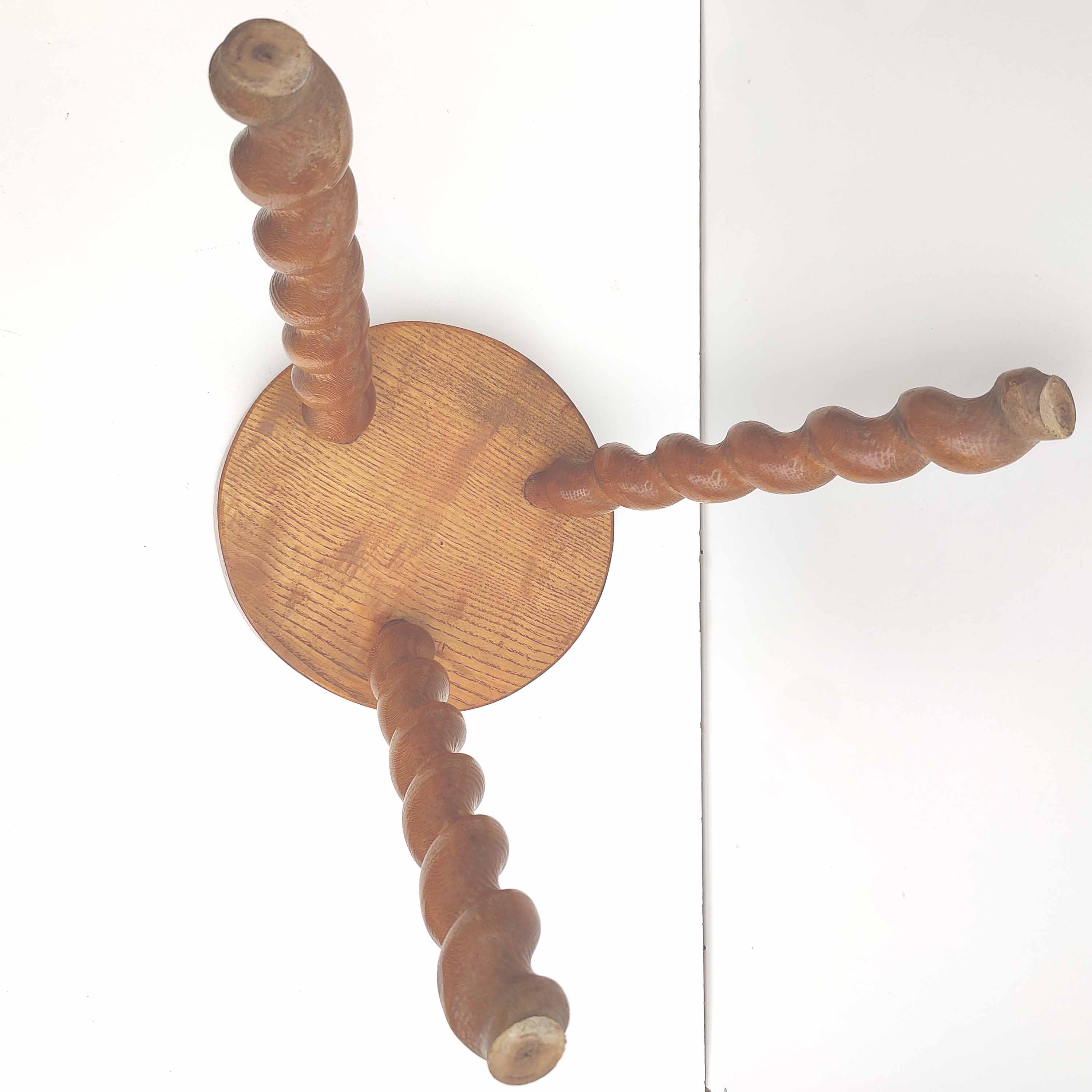 Tripod wood stool twisted feet