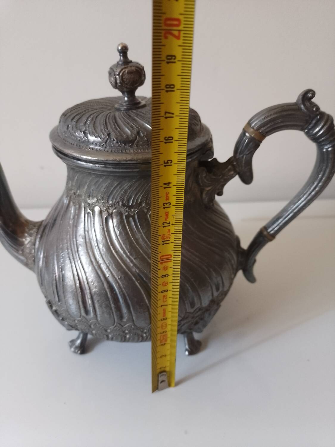 Sheffield teapot, silver, 19th century.