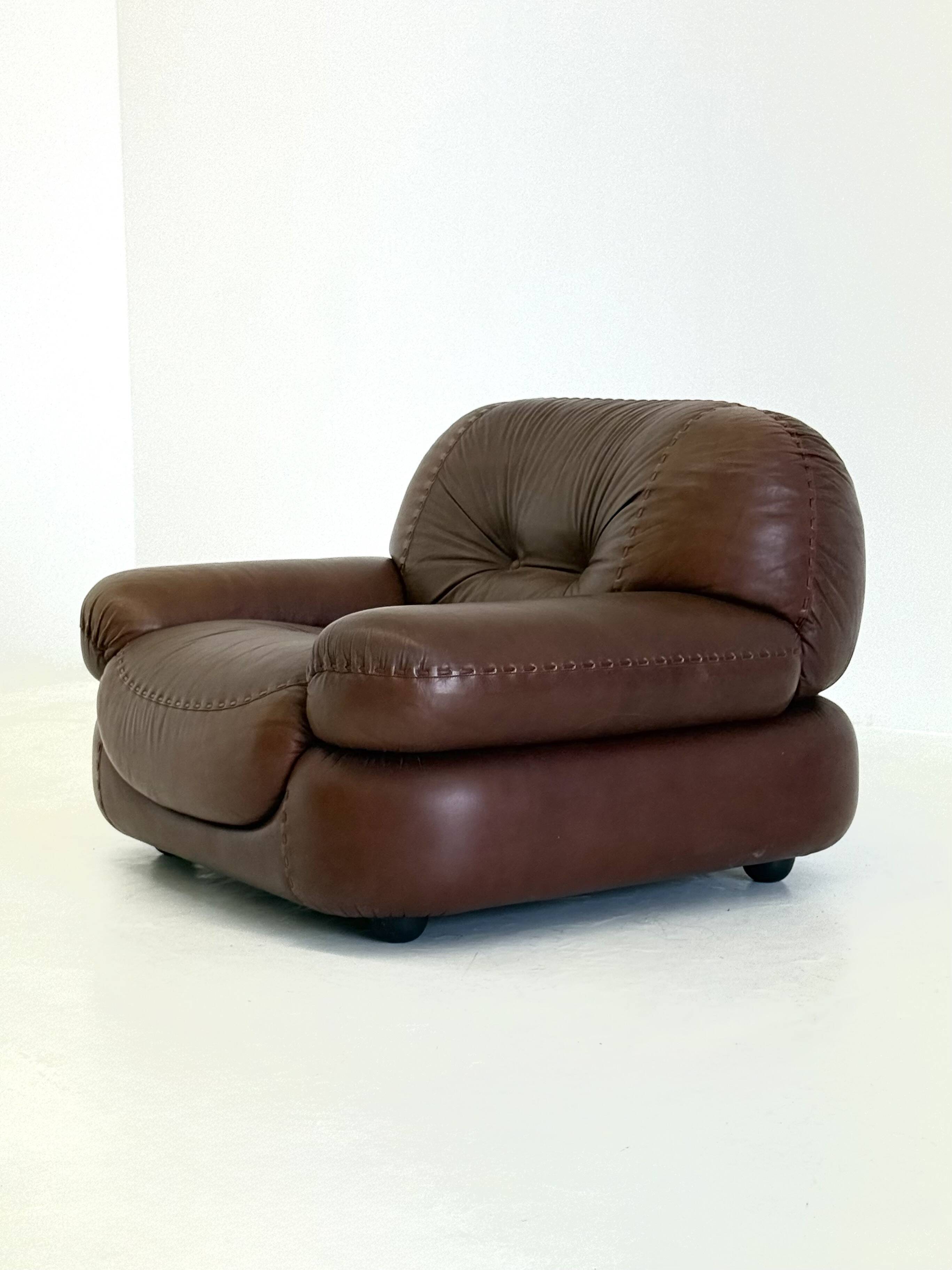 Dark brown leather Sapporo armchair for Mobil Girgi