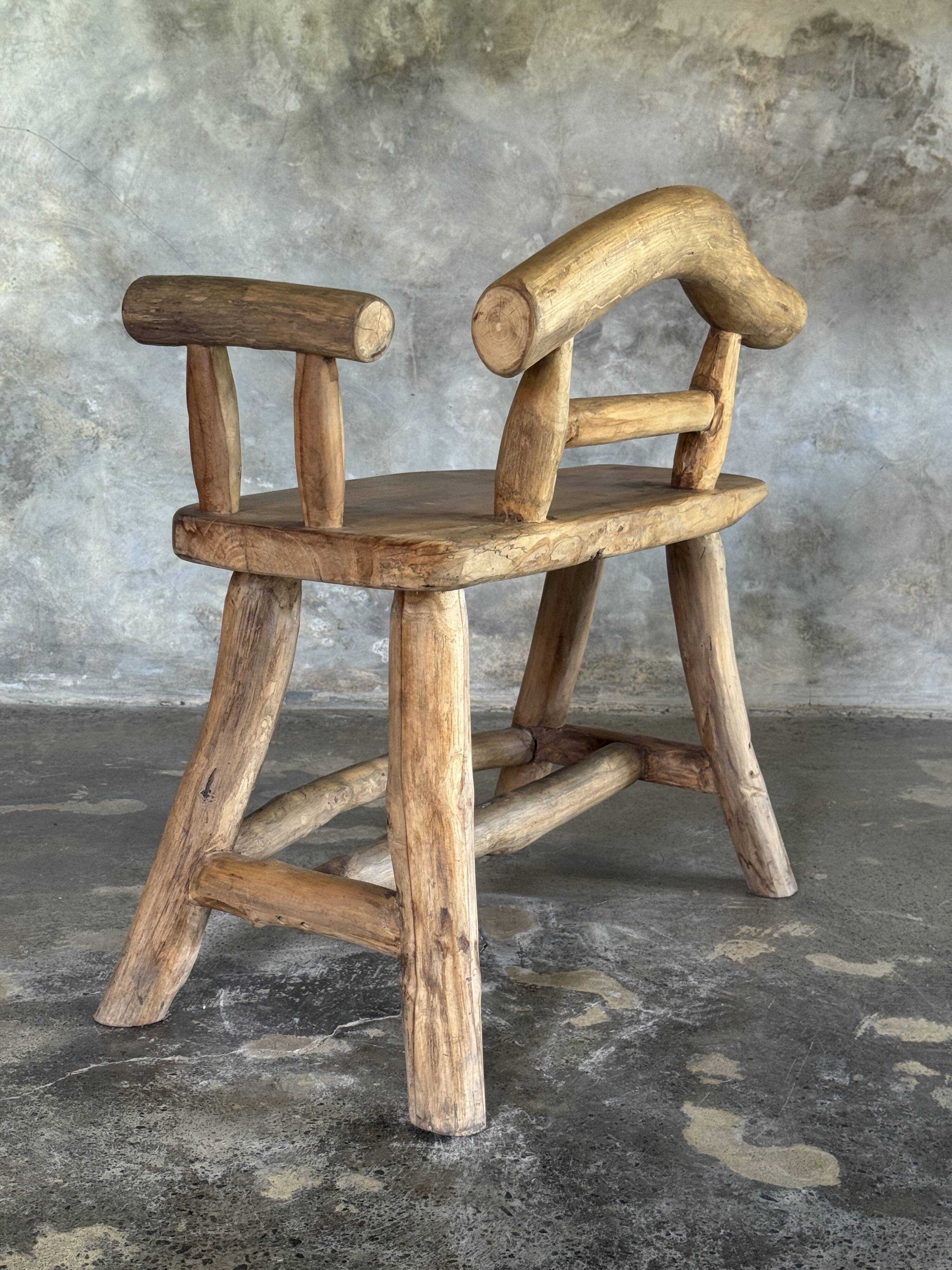 Small brutalist bench with backrest and armrests in Asian blonde teak H67 L6