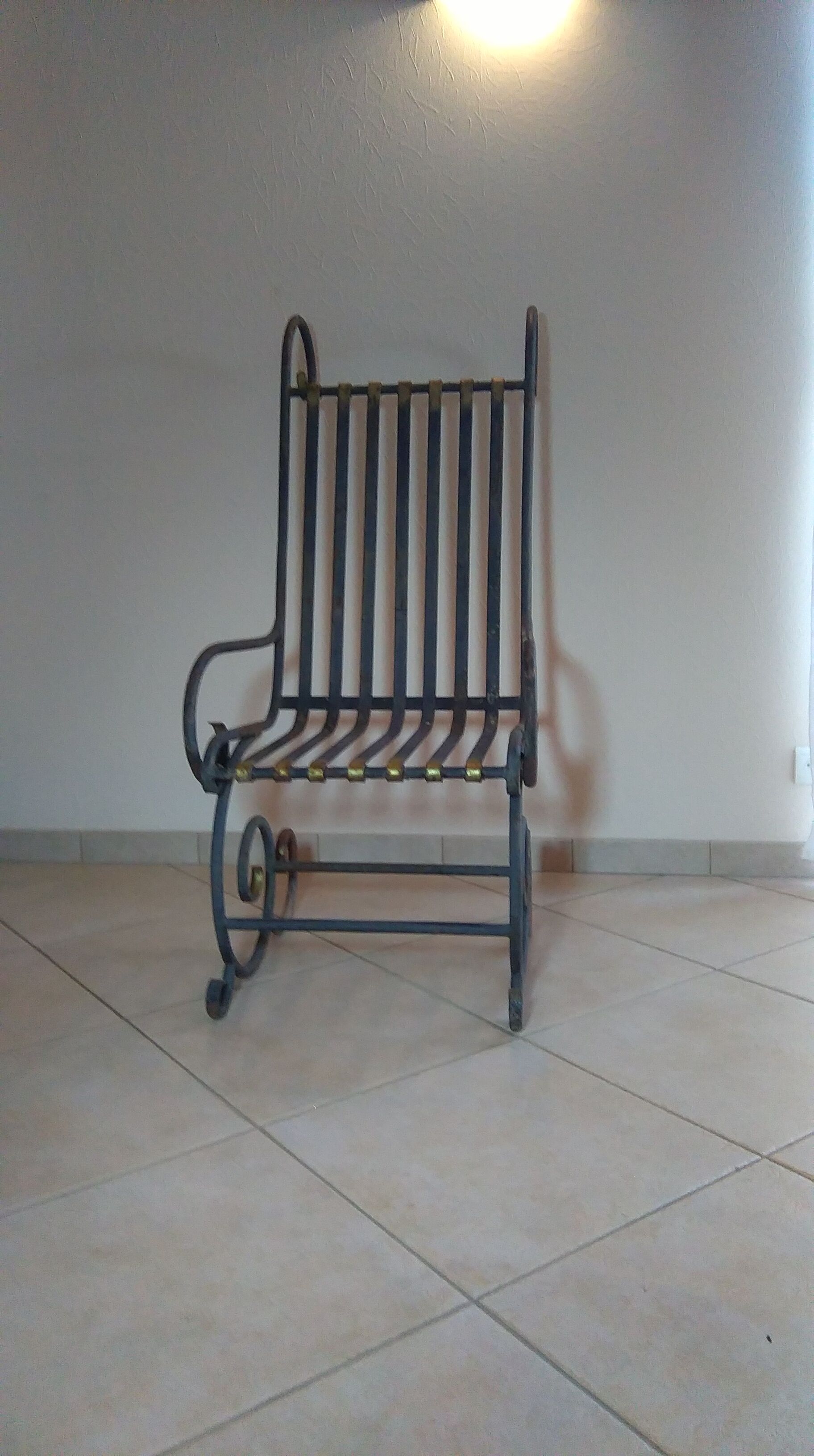 Série de 6 fauteuils de jardin en fer forgé