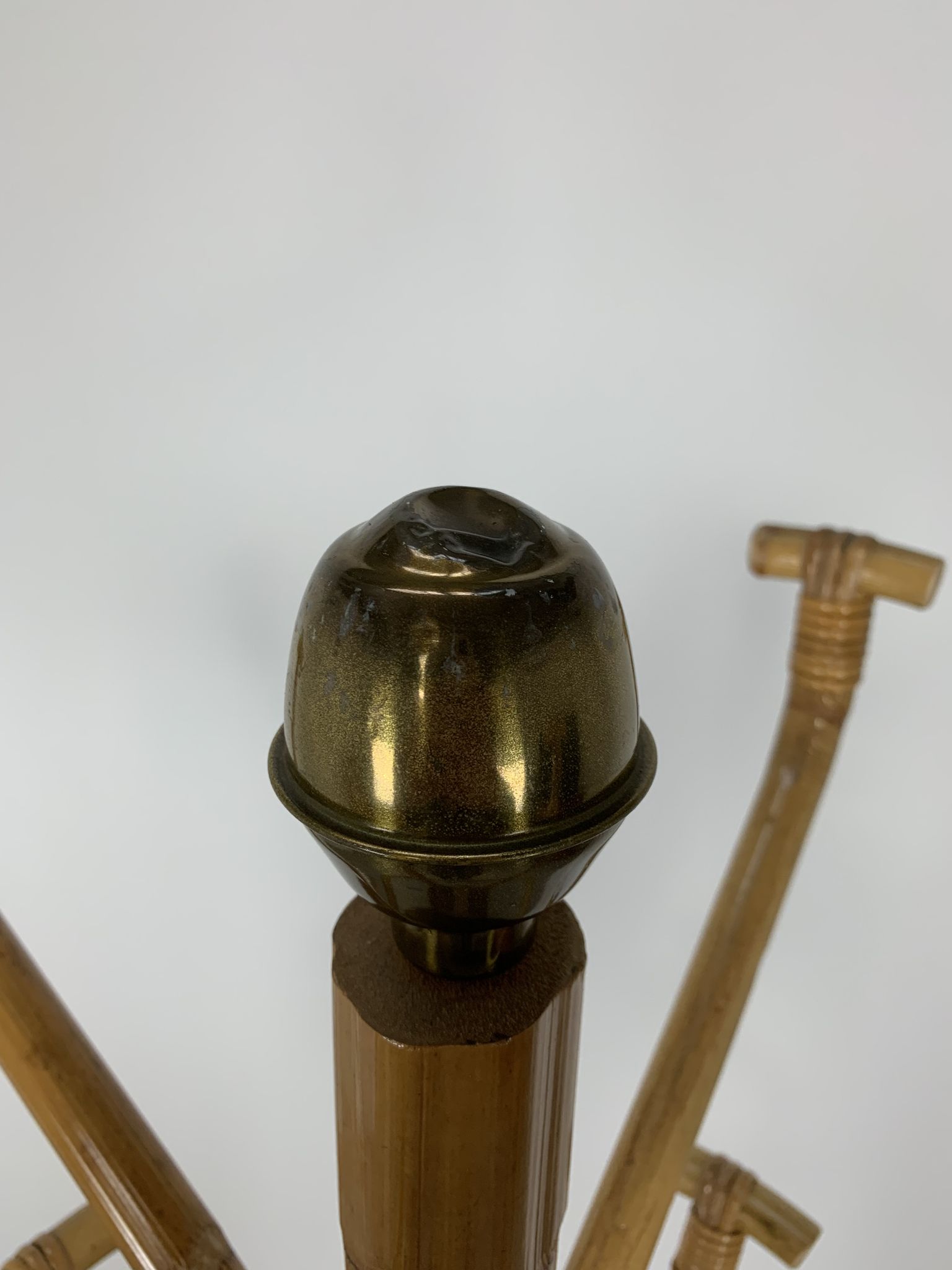 Rattan parrot coat rack and chic jungle style brass