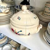 Digoin Sarreguemines earthenware tureen, “Yann” service