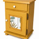 Chevet vintage relooké - jaune ocre et motif végétal