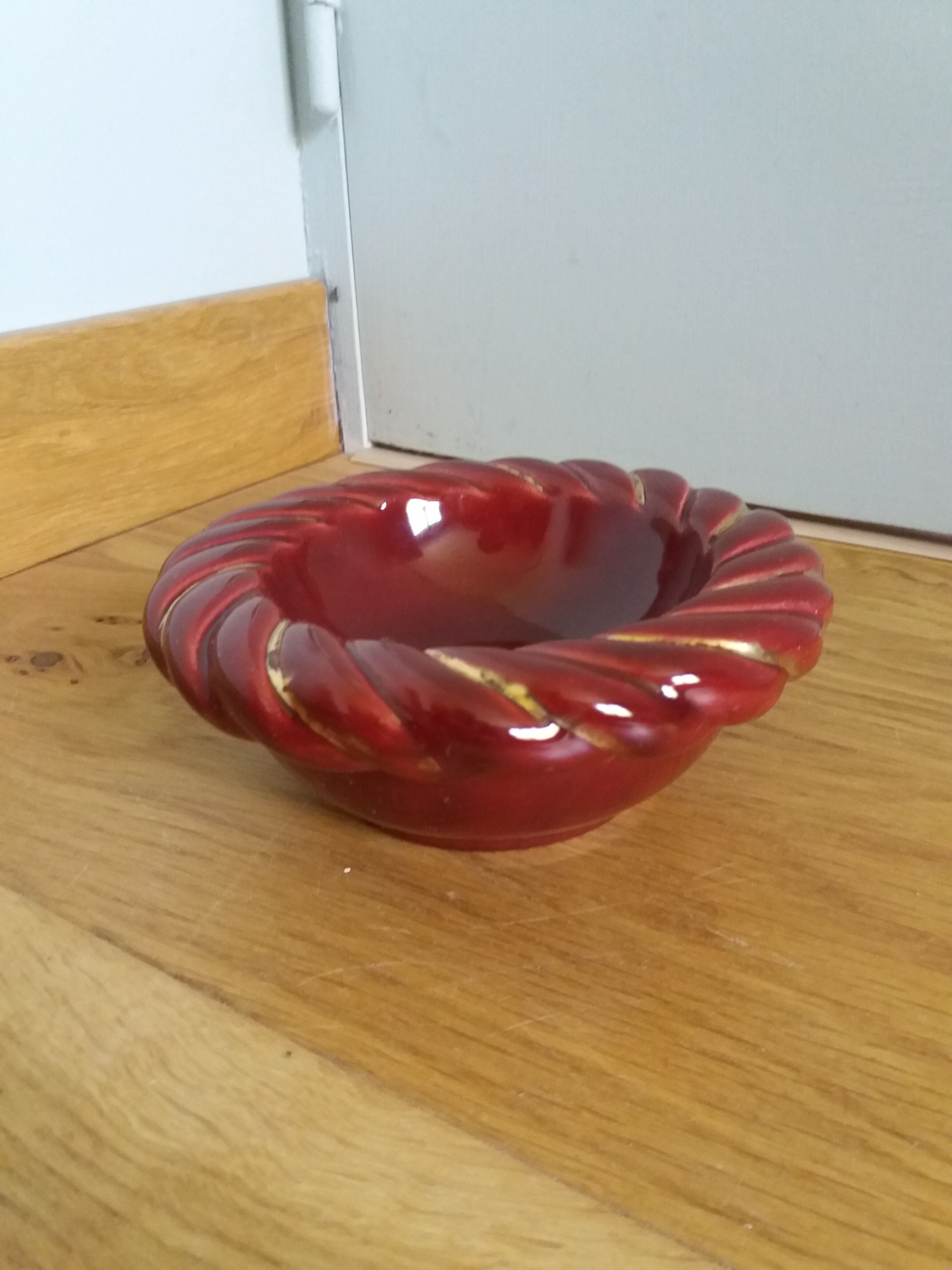 Empty pocket cup red burgundy ceramic ashtray