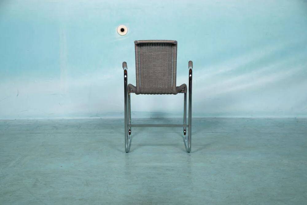 Vintage Tecta B20 armchair, minimalist tubular chair.