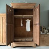 Large wedding wardrobe (renovated)