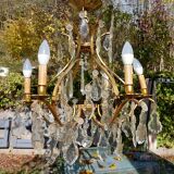 Chandelier with 6 tassels