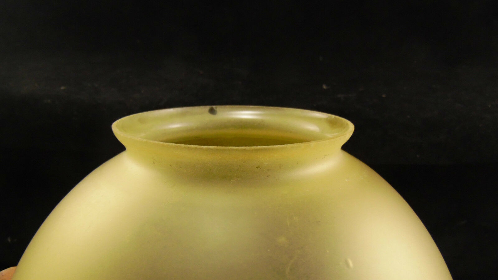 Acid engraved glass ball decorated with birds and geometric art deco