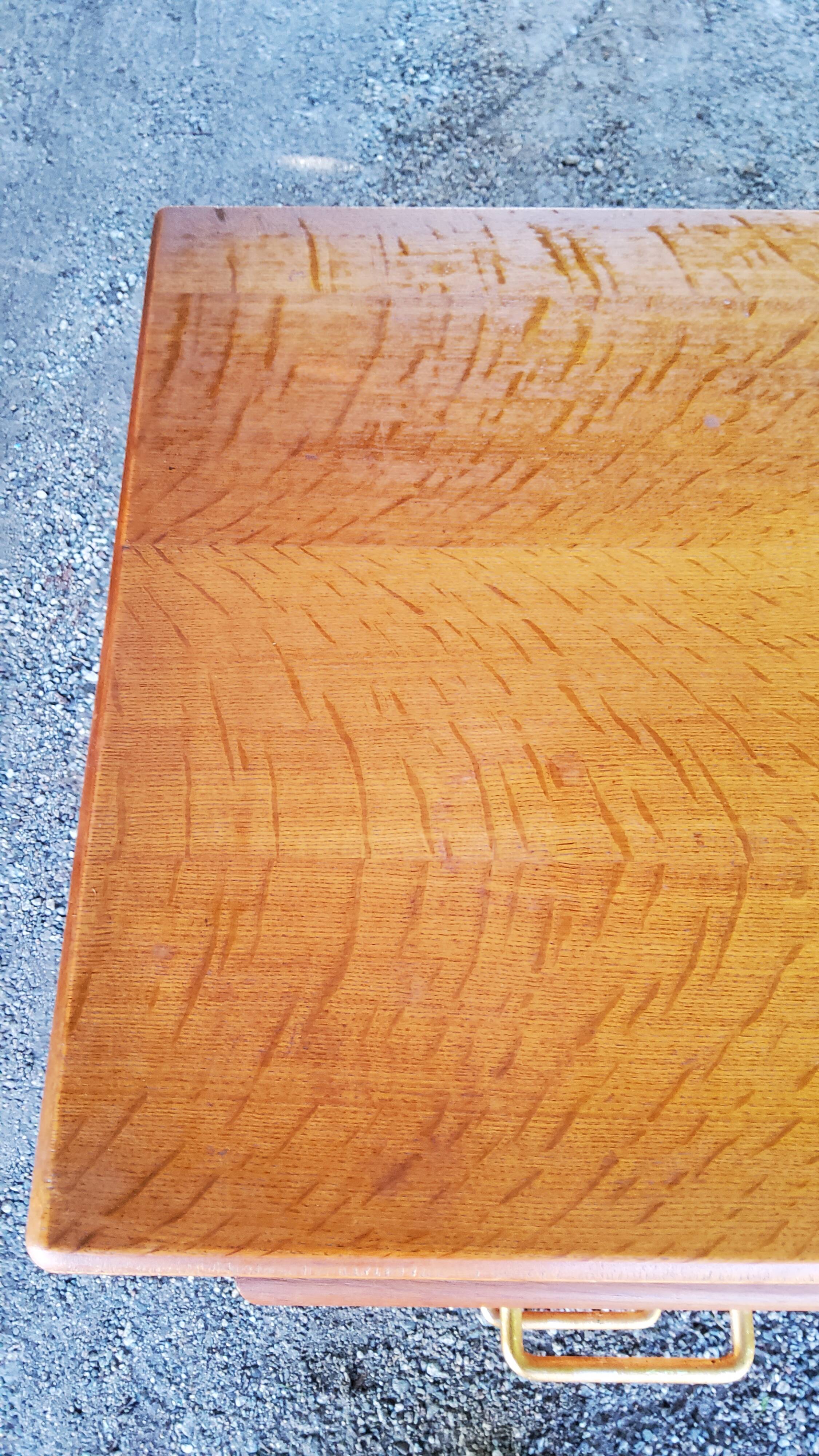 Chest of drawers of the 50s in oak compass feet 4 drawers