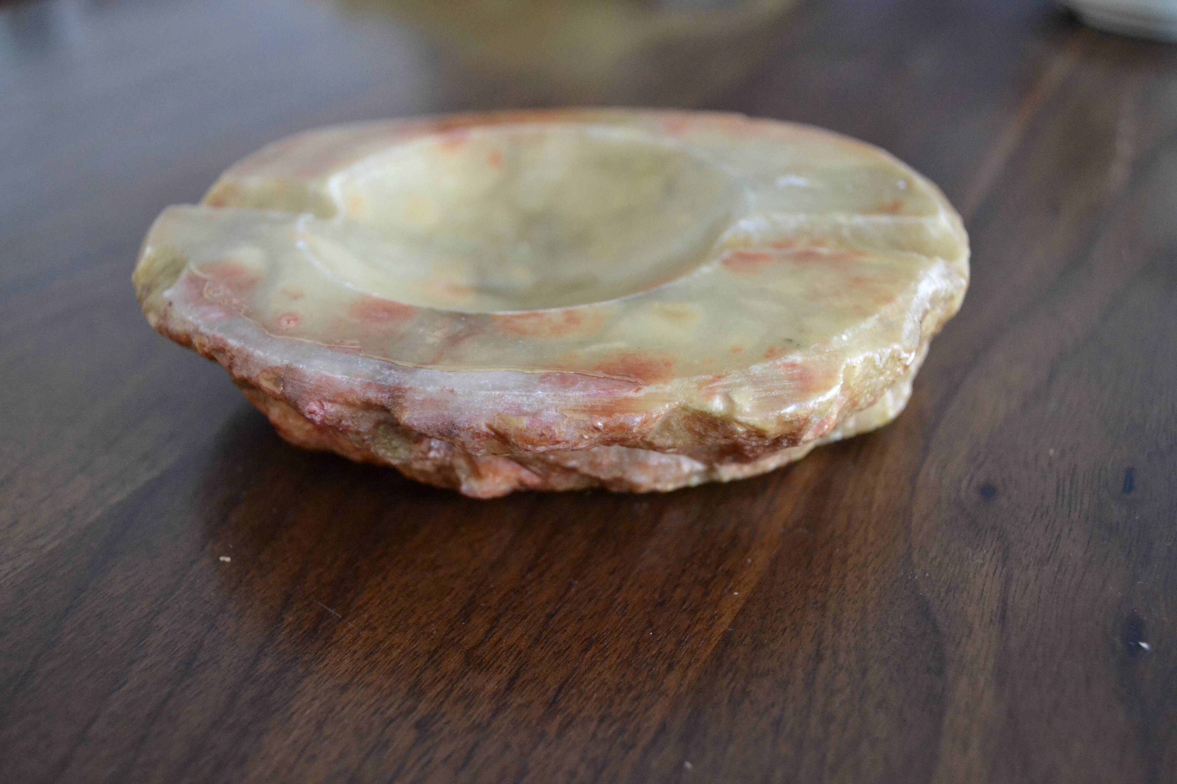 Ashtray in alabaster