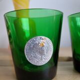 Set of 2 glasses with Dubonnet medallions