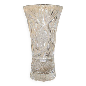 Chiseled crystal vase