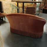 Toad bench