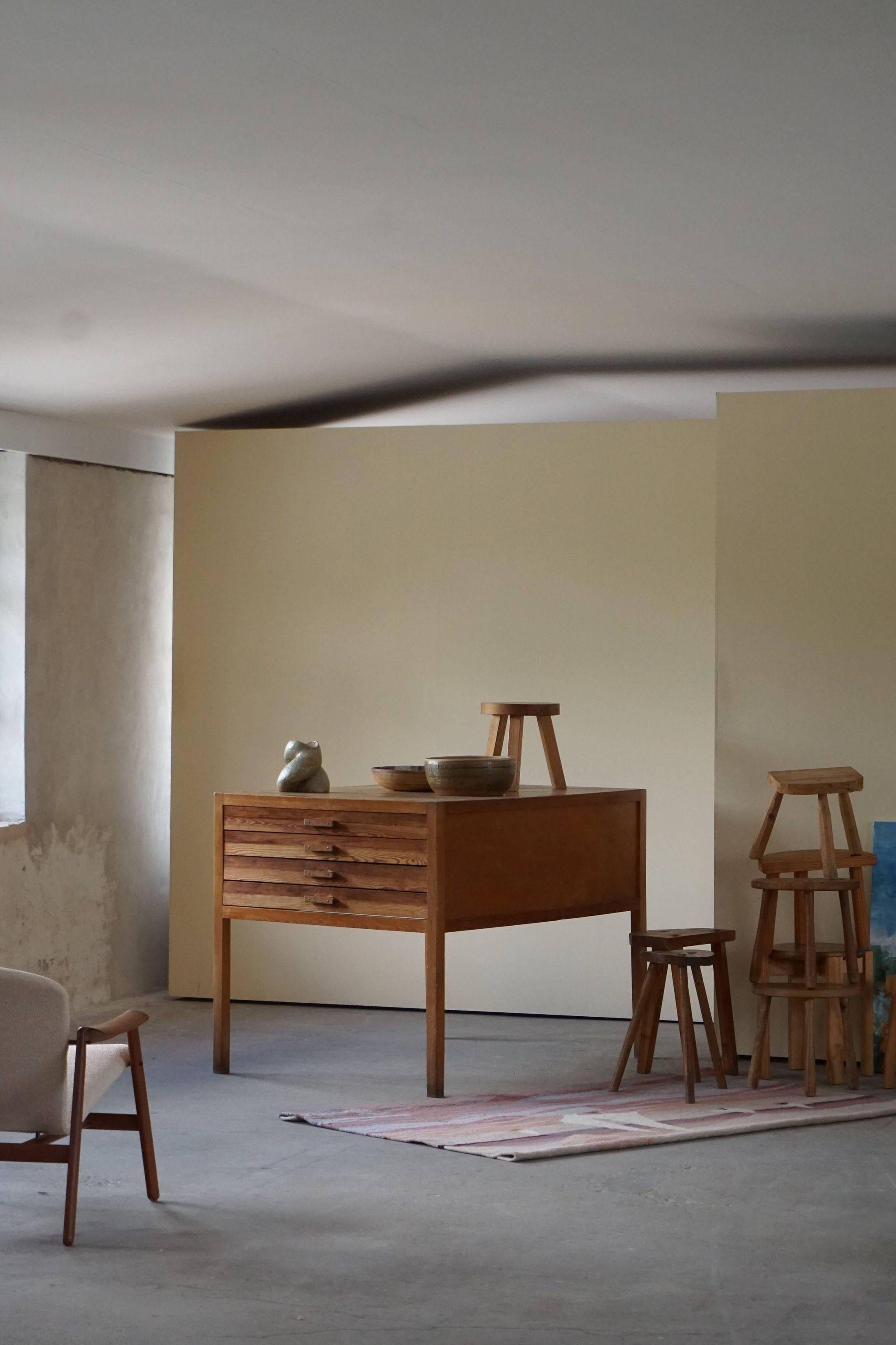 Large Danish drawing cabinet from the mid-century in pine and beech, 1960s.