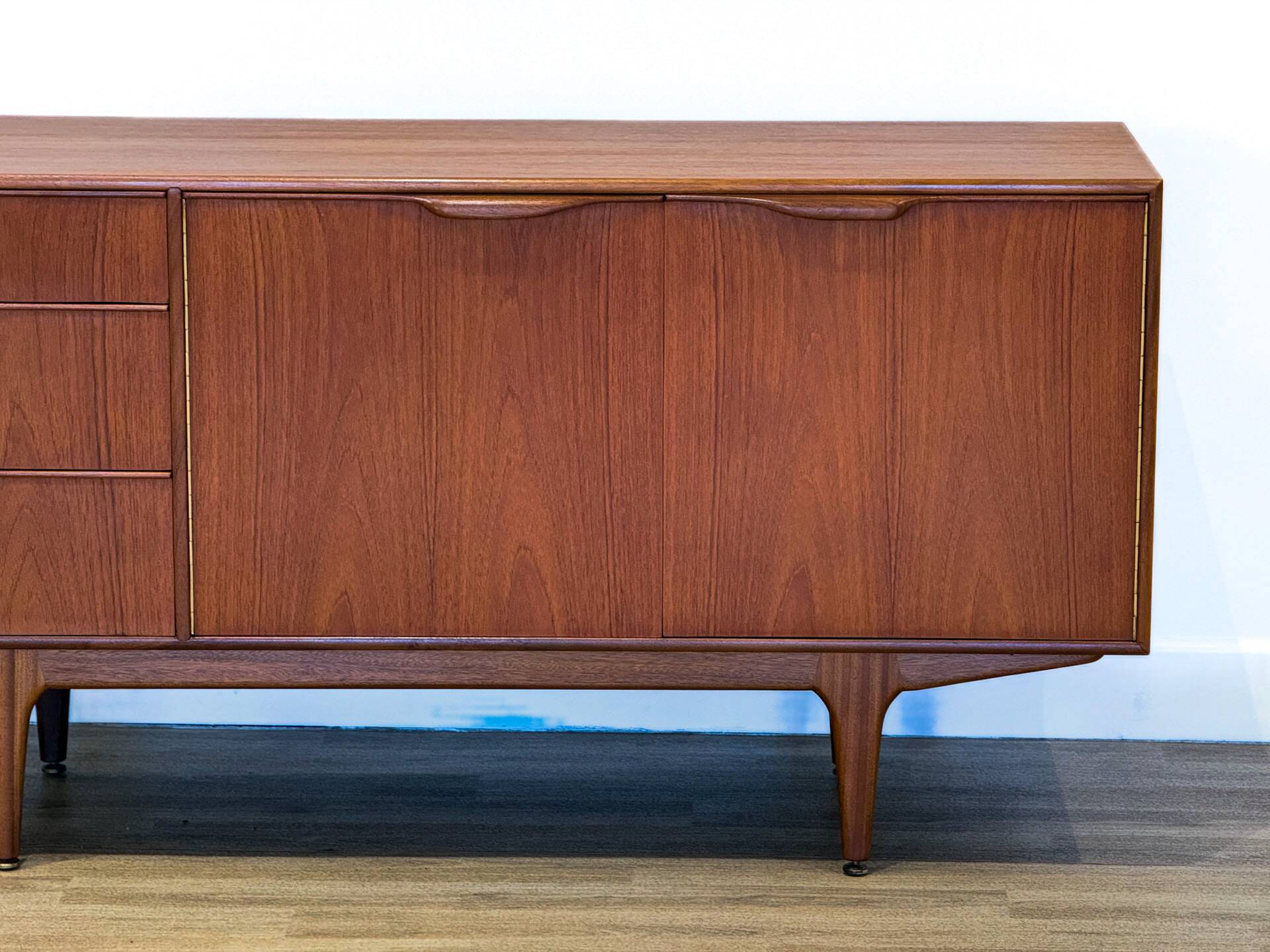 Small sideboard (Moy Collection by McIntosh)