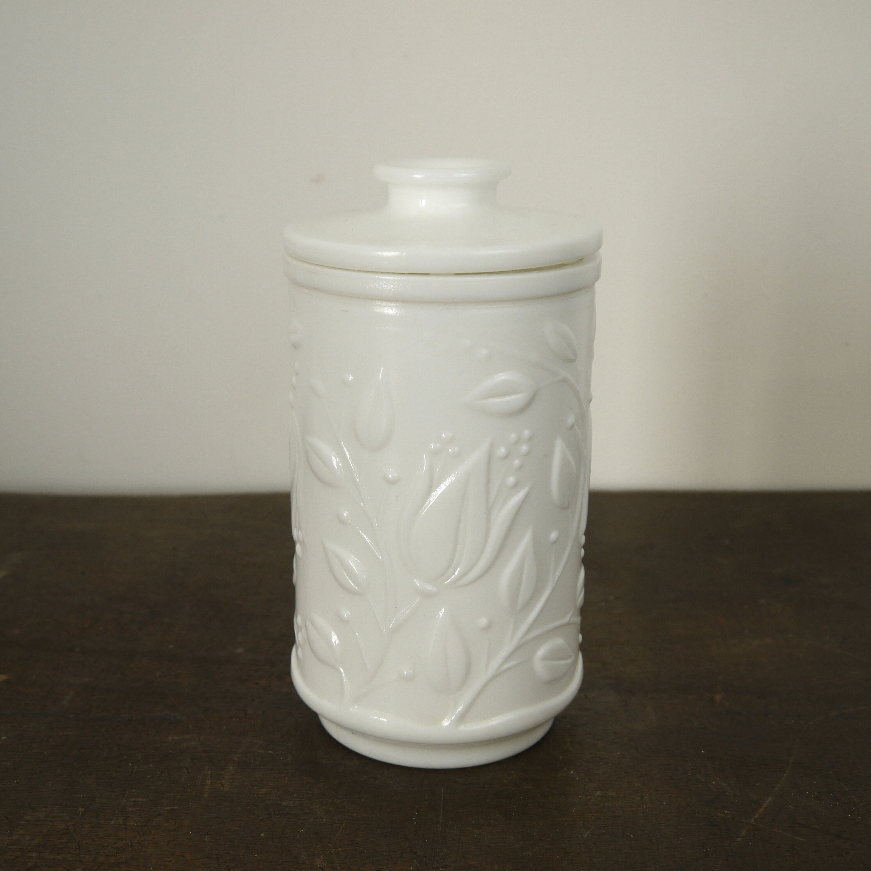 Airtight opal glass jar