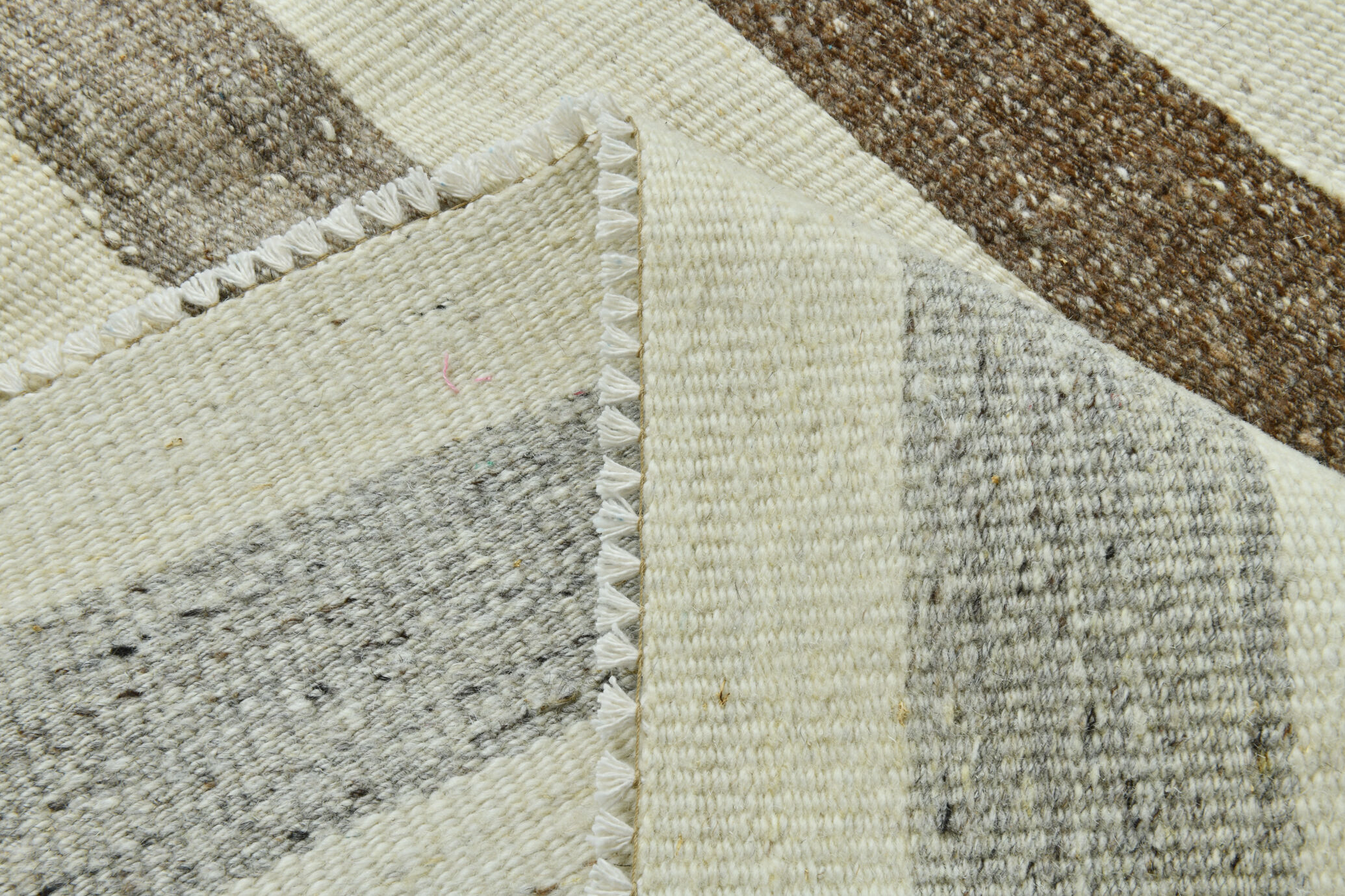 Handmade wool carpet 324x228cm
