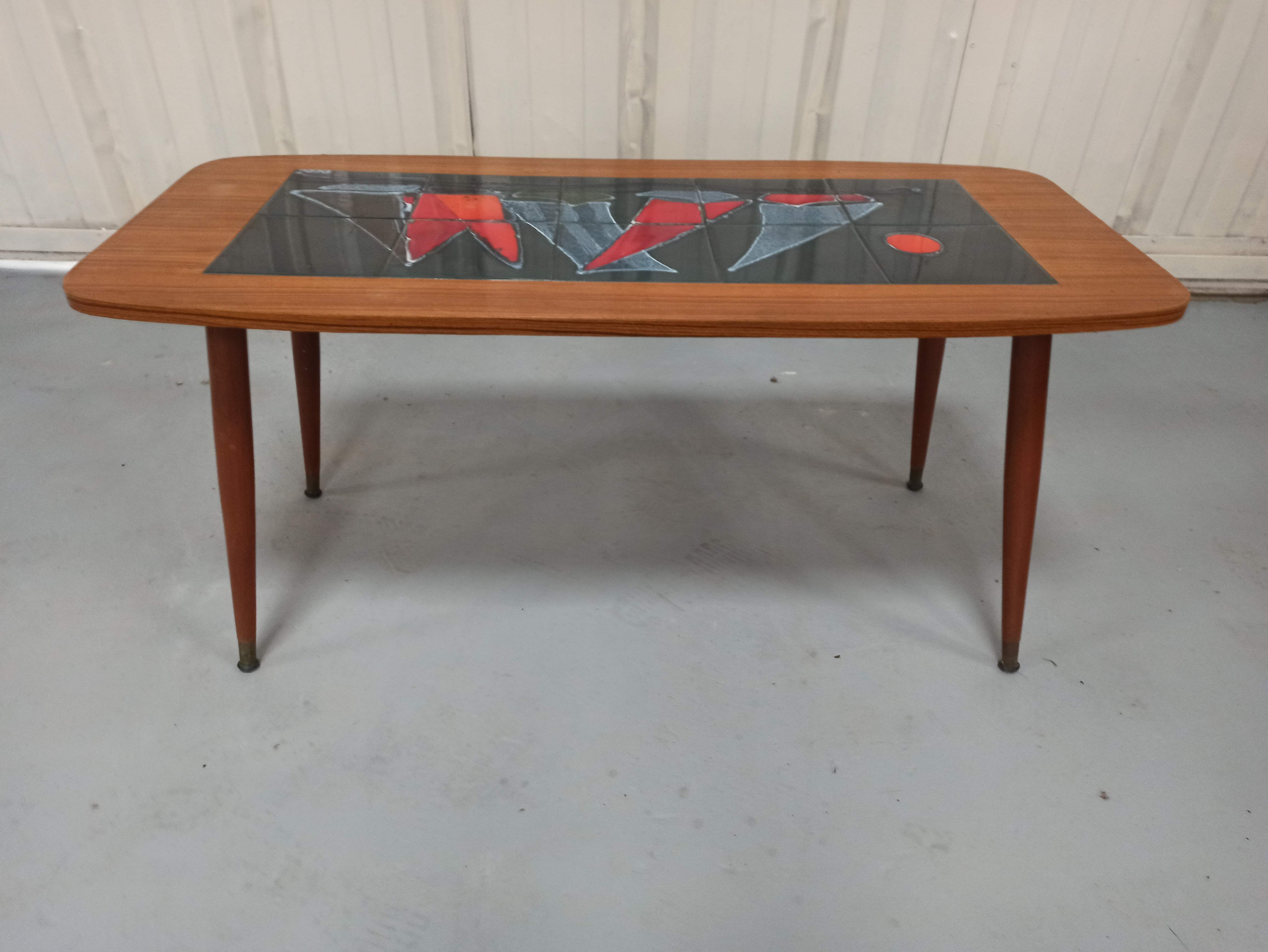 Coffee table year 50 / 60 - tiled tiled Boat decorated Marine feet spindles