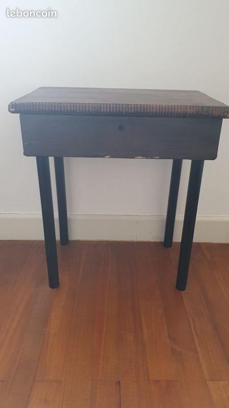 Nightstand / dressing table