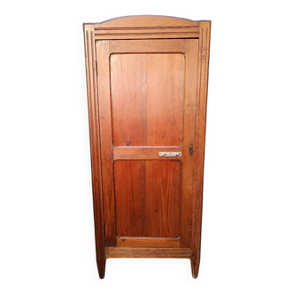 Armoire parisienne - Bonnetière