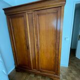 Armoire de chambre en bois merisier