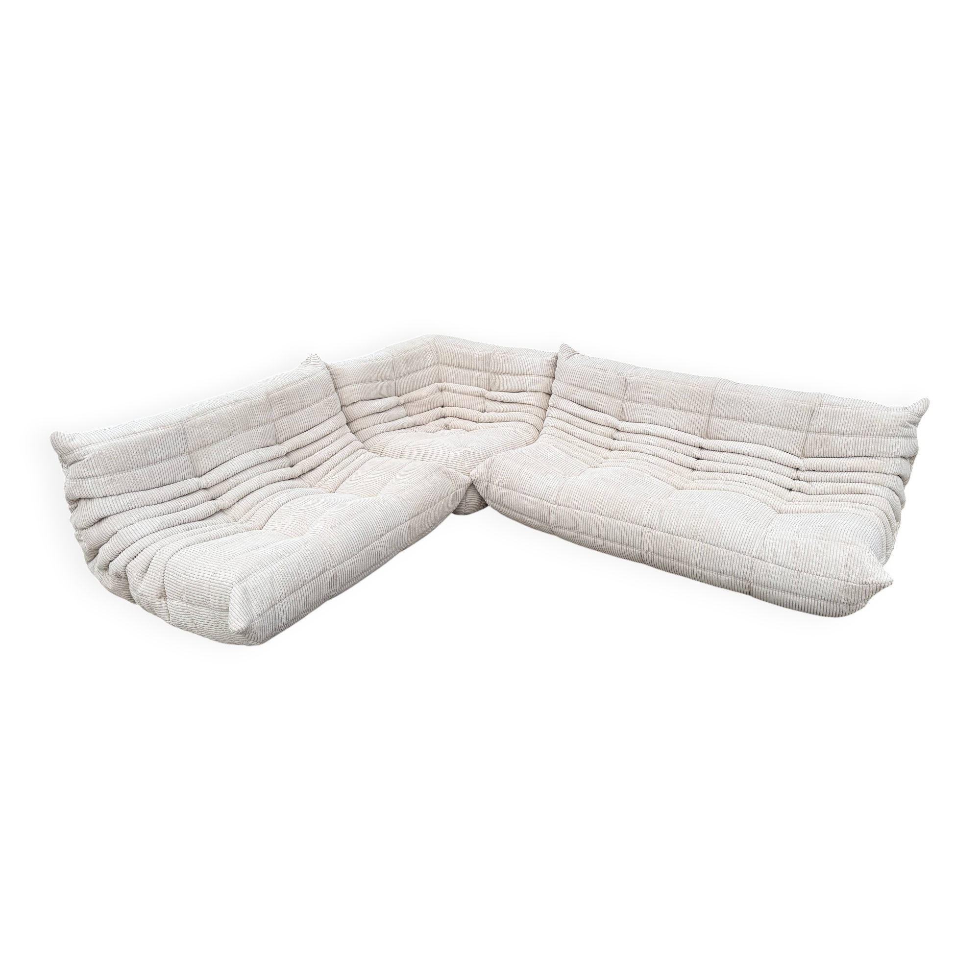 Ligne Roset Togo 3 places, 2 places et d'angle en velours côtelé beige