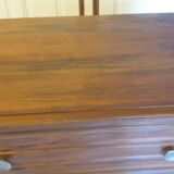 Commode en noyer massif