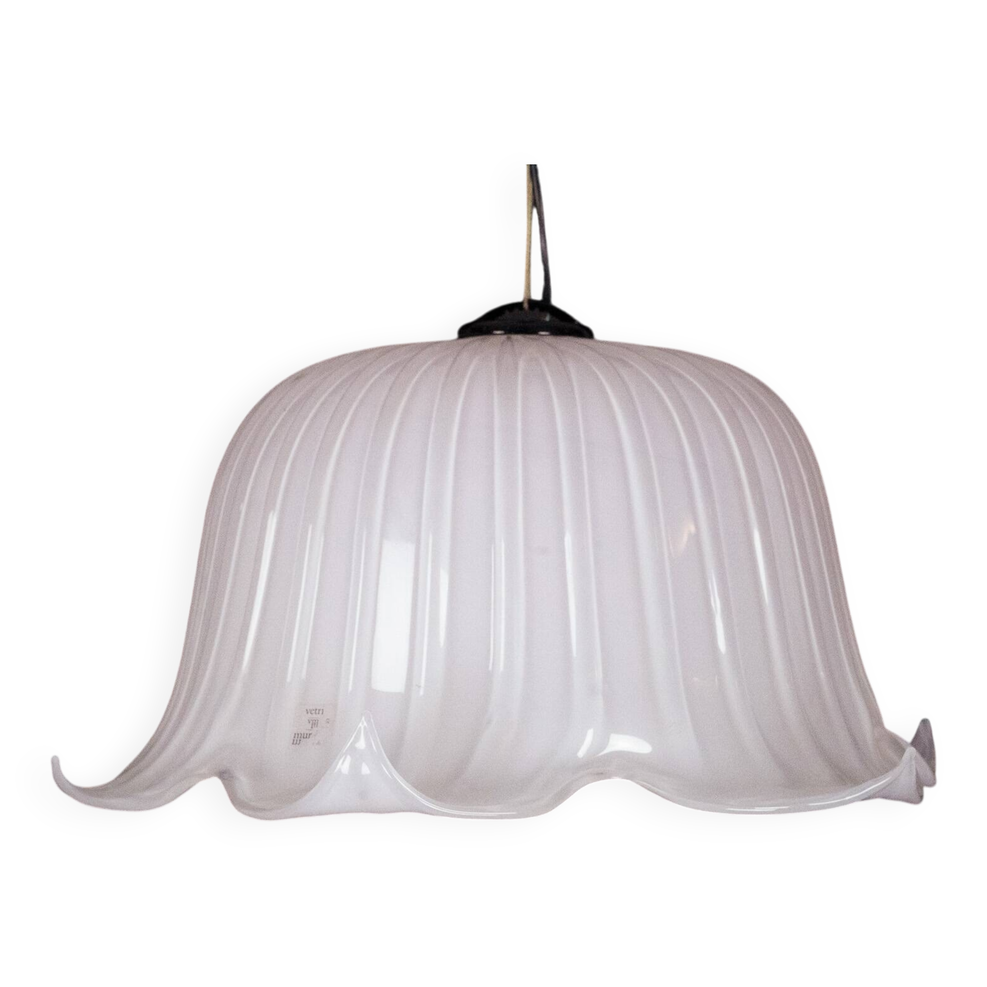 Large vintage flower-shaped chandelier in pink Murano glass, Italy 1980s.