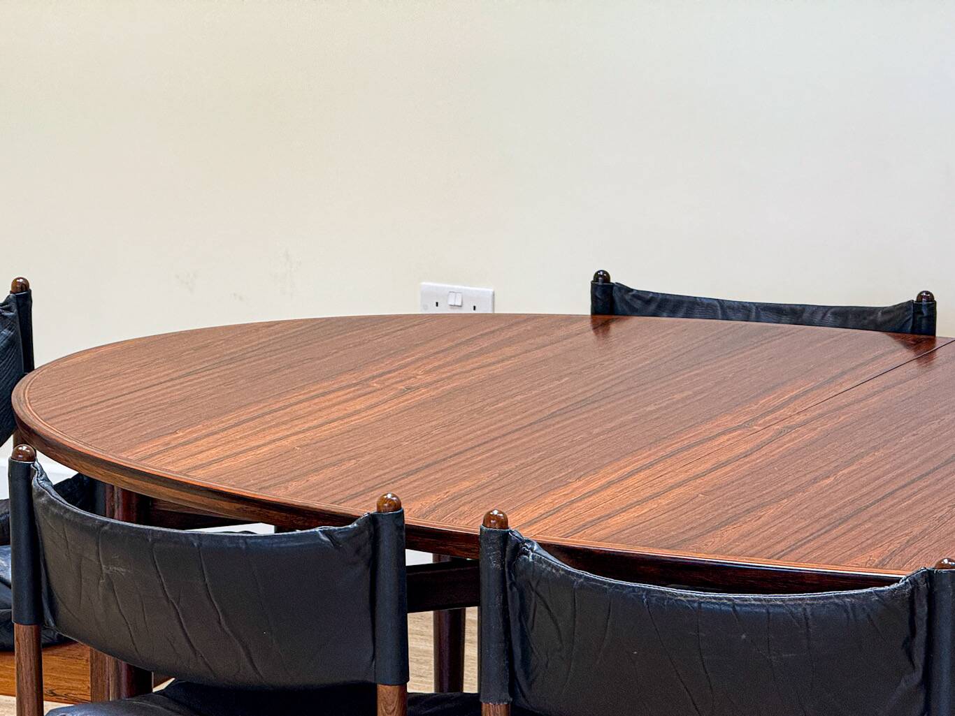 Extendable dining room table and chairs (by Kristian Solmer Vedel)