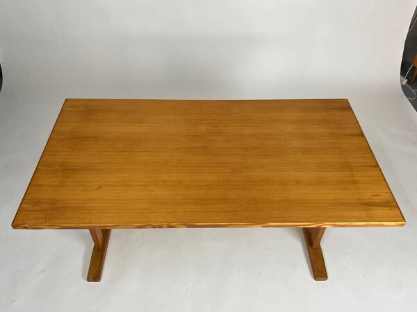 Table à manger vintage en pin, table shaker des années 70.