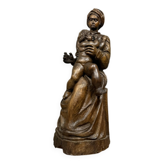 Ecole Française du XVIIème siècle : sculpture figurant une maternité