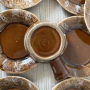 Tasses à café en céramique fat lava années 70