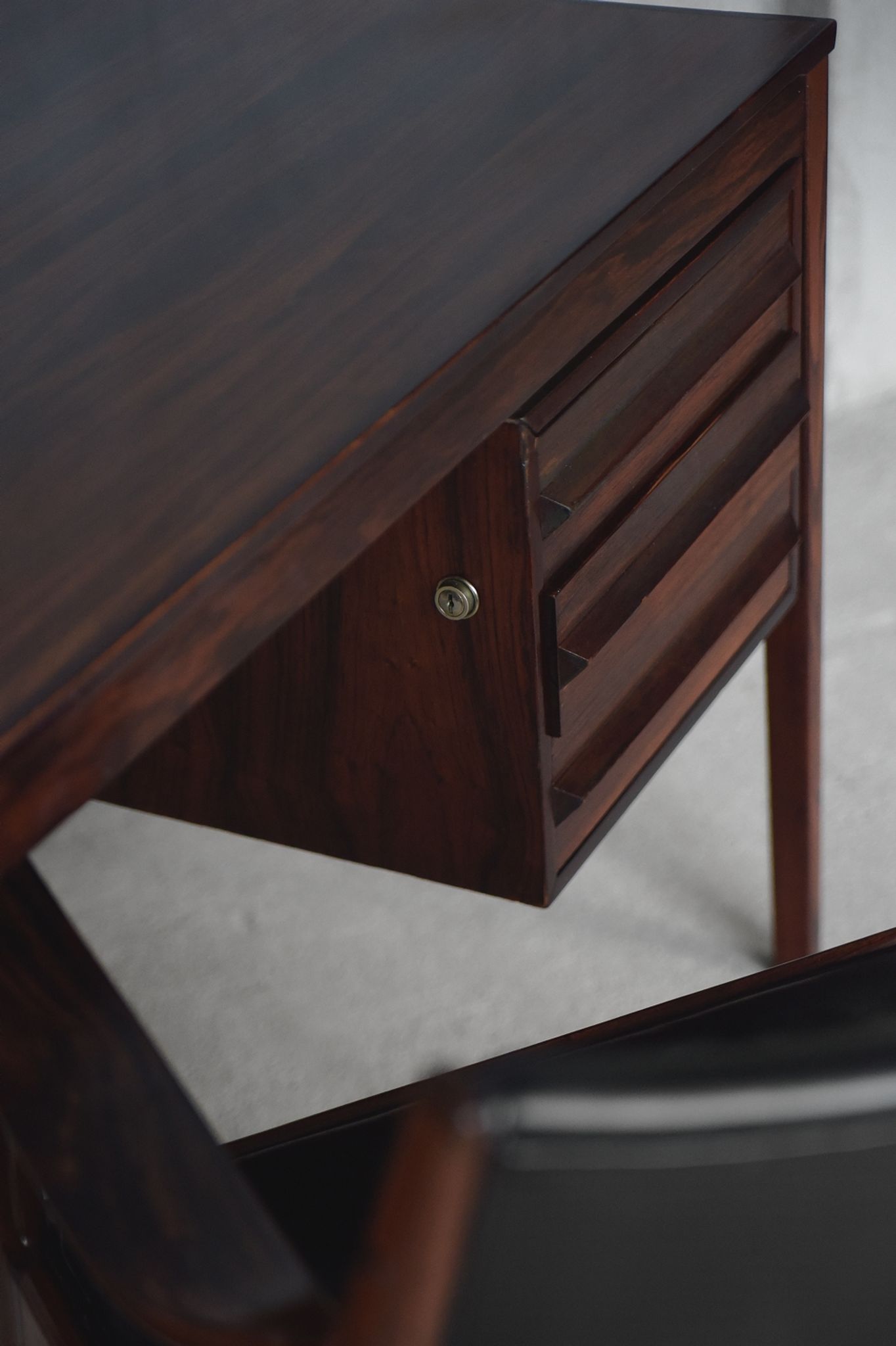 Executive rosewood Norwegian desk by Torbjørn Afdal for Haug Snekkeri AS Bruksbo, 1960s