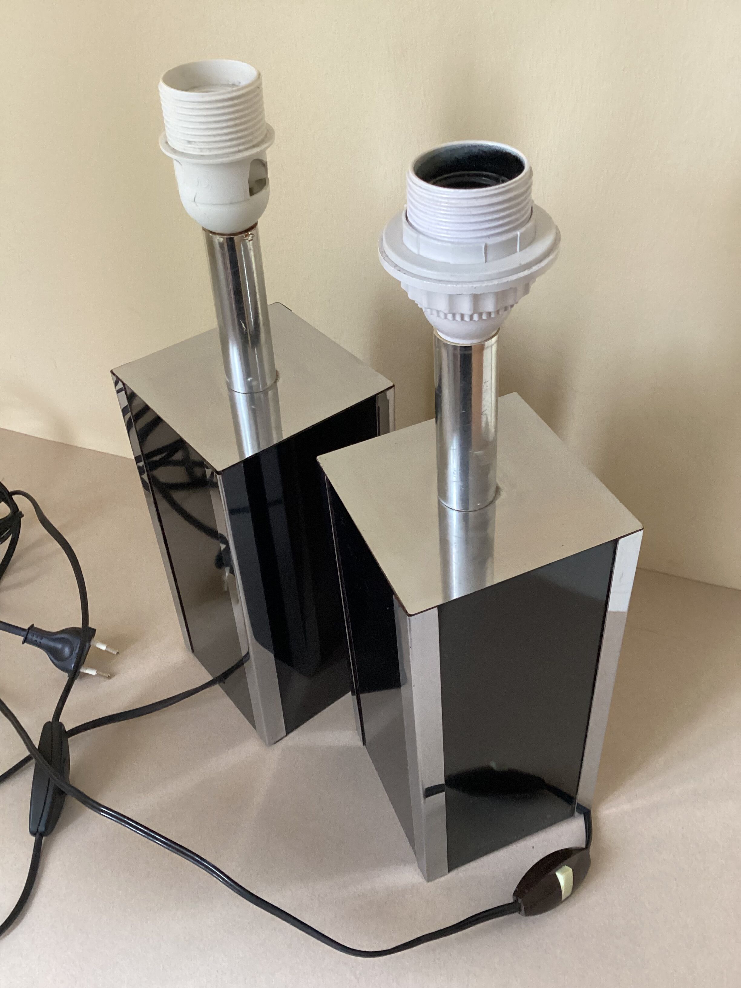 Pair of lamp feet years 70-80