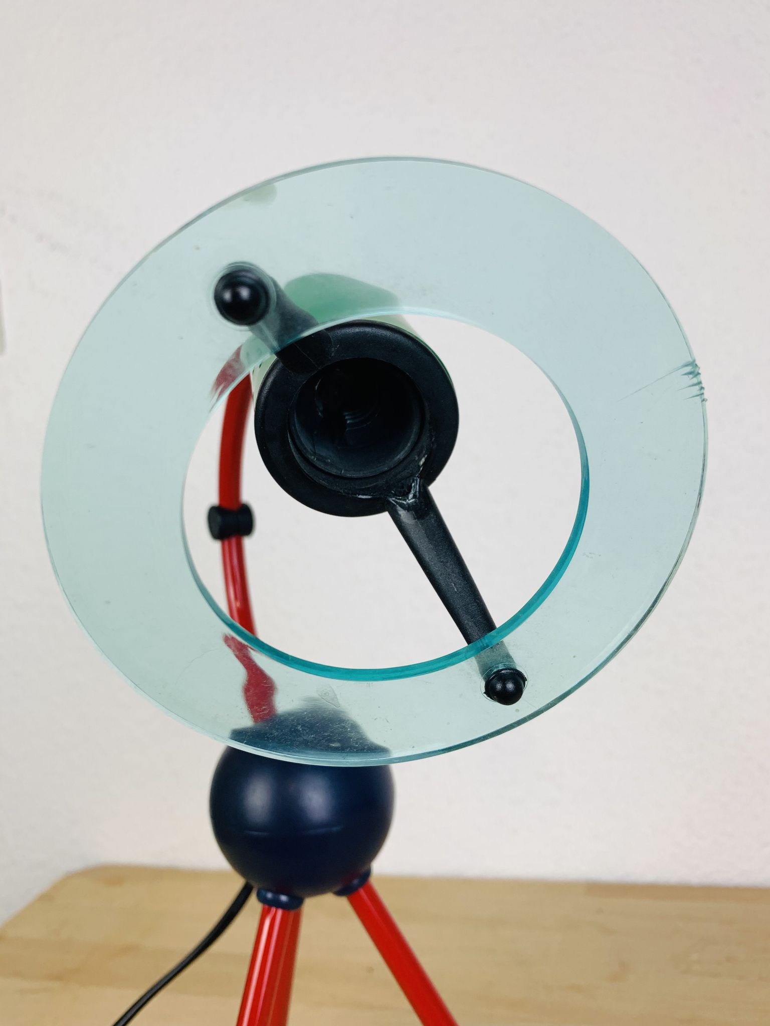 Lampe tripode couleurs primaires années 80