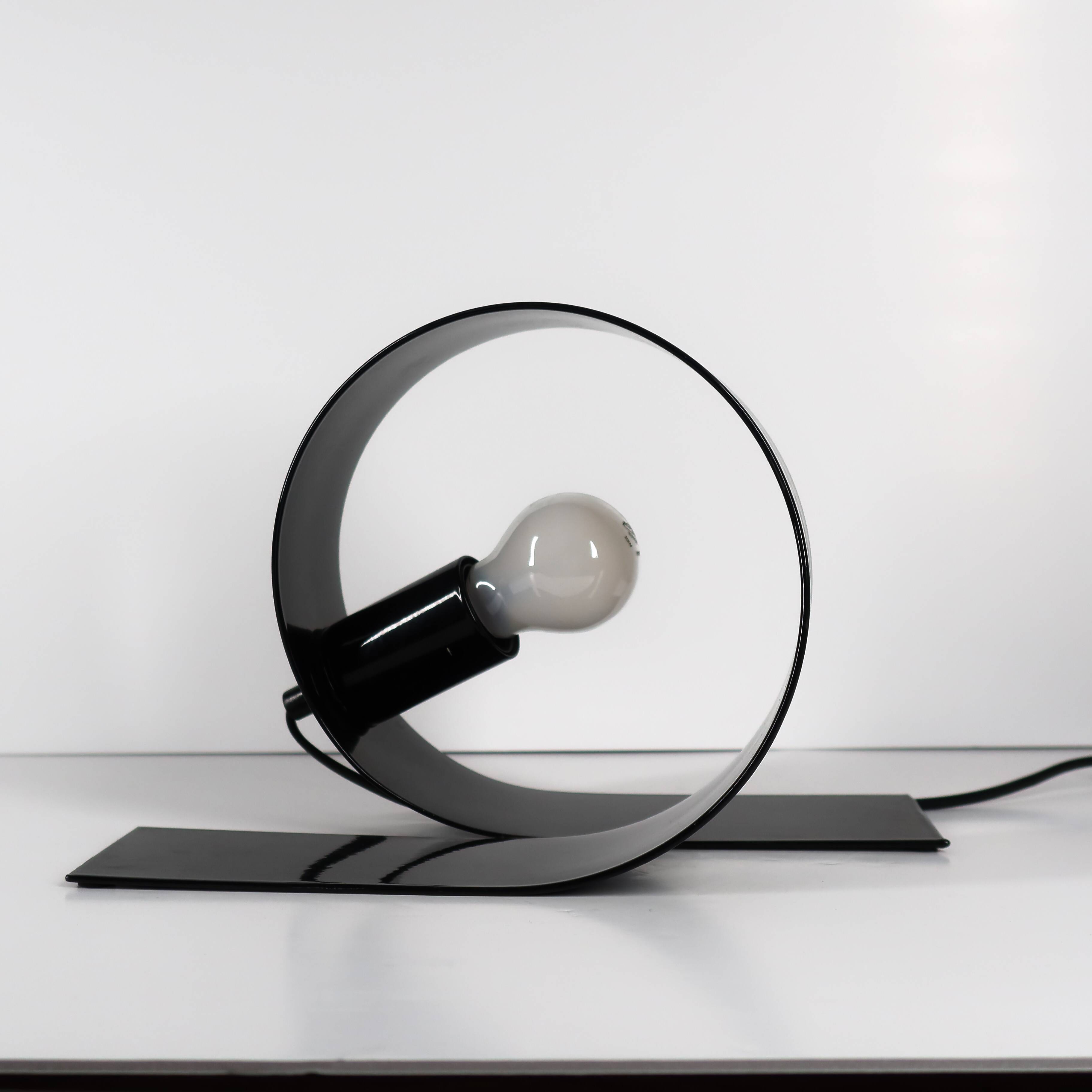 Massive Looping Table Lamp