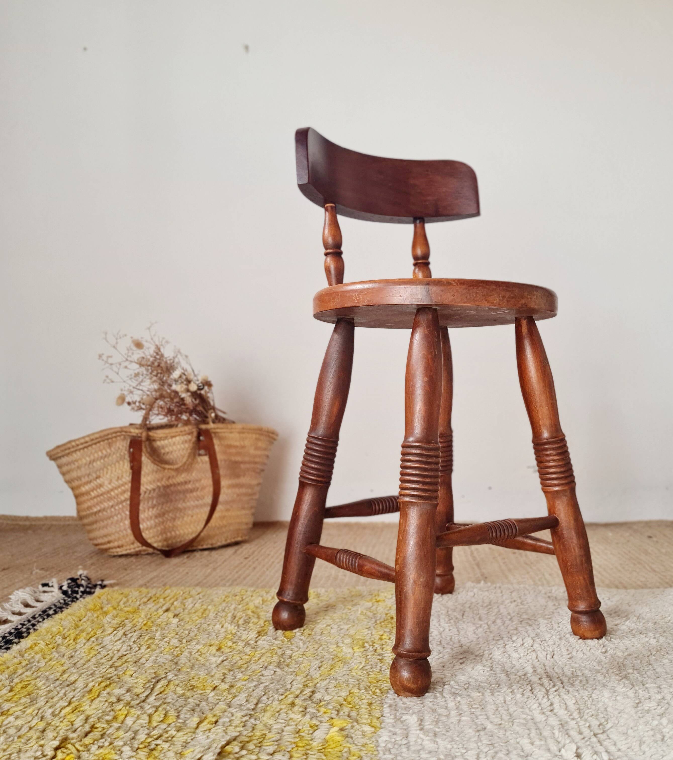 Antique wooden chair - oak - folk art - brutalist